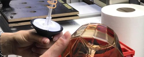 Lijmspecialist helpt met het creëren van een snellere designcyclus